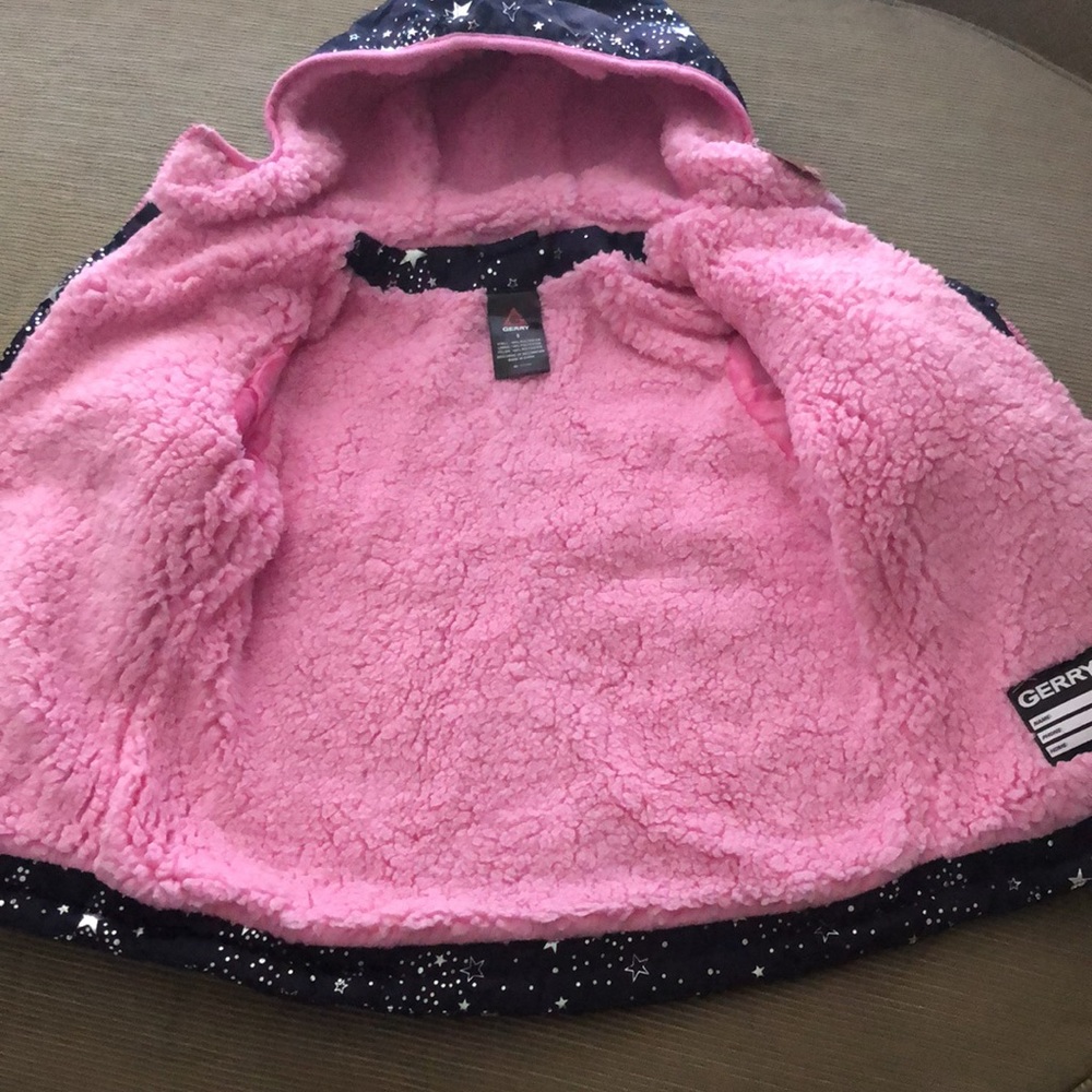 Gerry Faux Fur Jacket. - Picture 3 of 11